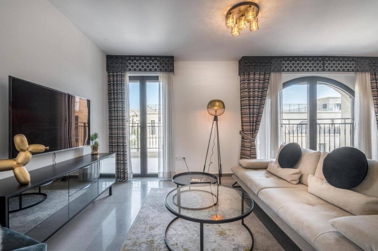 Front Of The Old City In Jerusalem - Luxurious Residence Exterior photo
